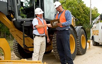 construction workers consulting